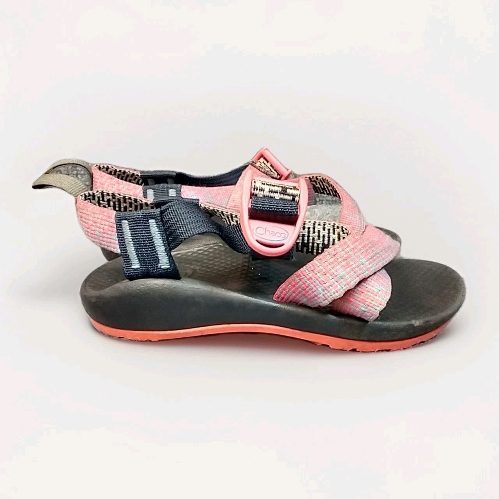 Chaco Z1 Ecotread Kids Sandals Pink Blue Strappy Outdoor Water Shoes Size 13